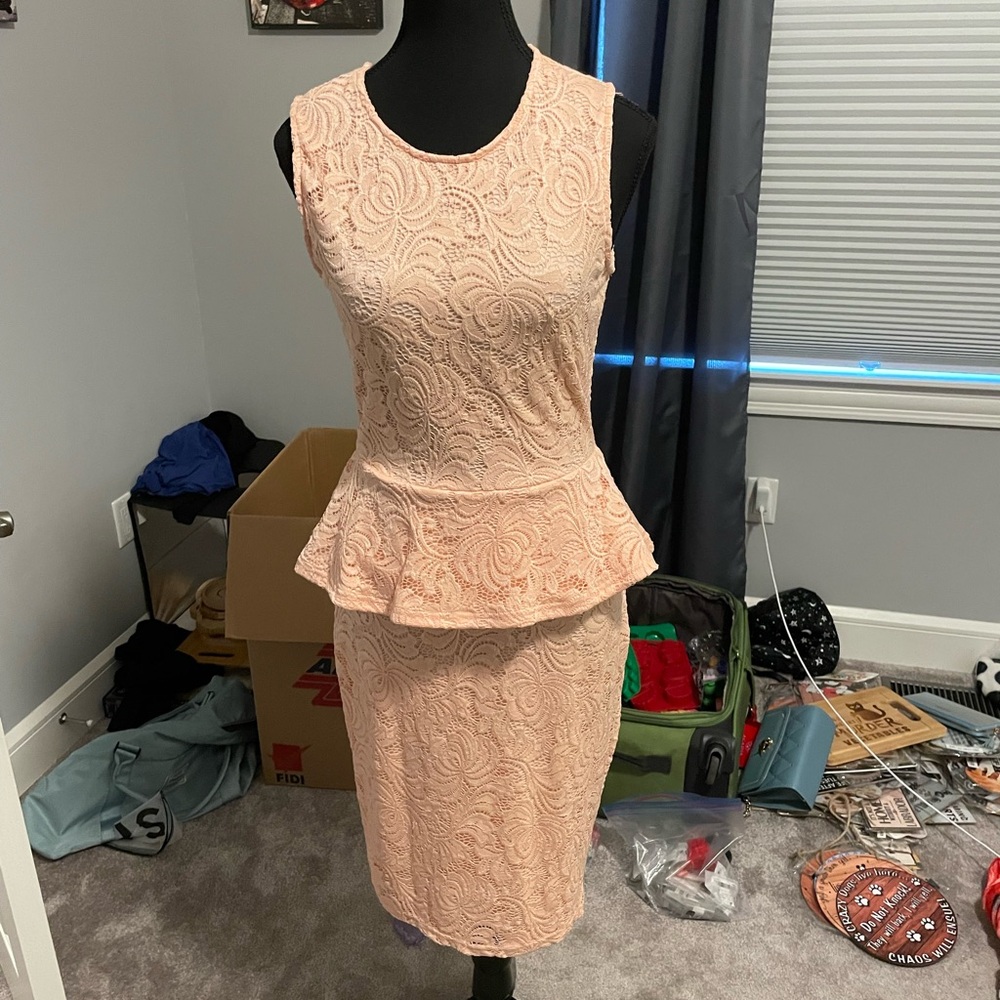 Pink Sleeveless Peplum Midi Dress for Wedding Guest